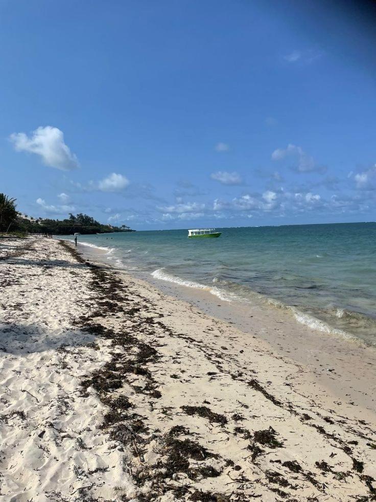 Tiwi Beach Resort & Spa Mombasa Exterior photo
